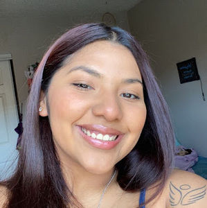 Meet your Posher, Beatriz